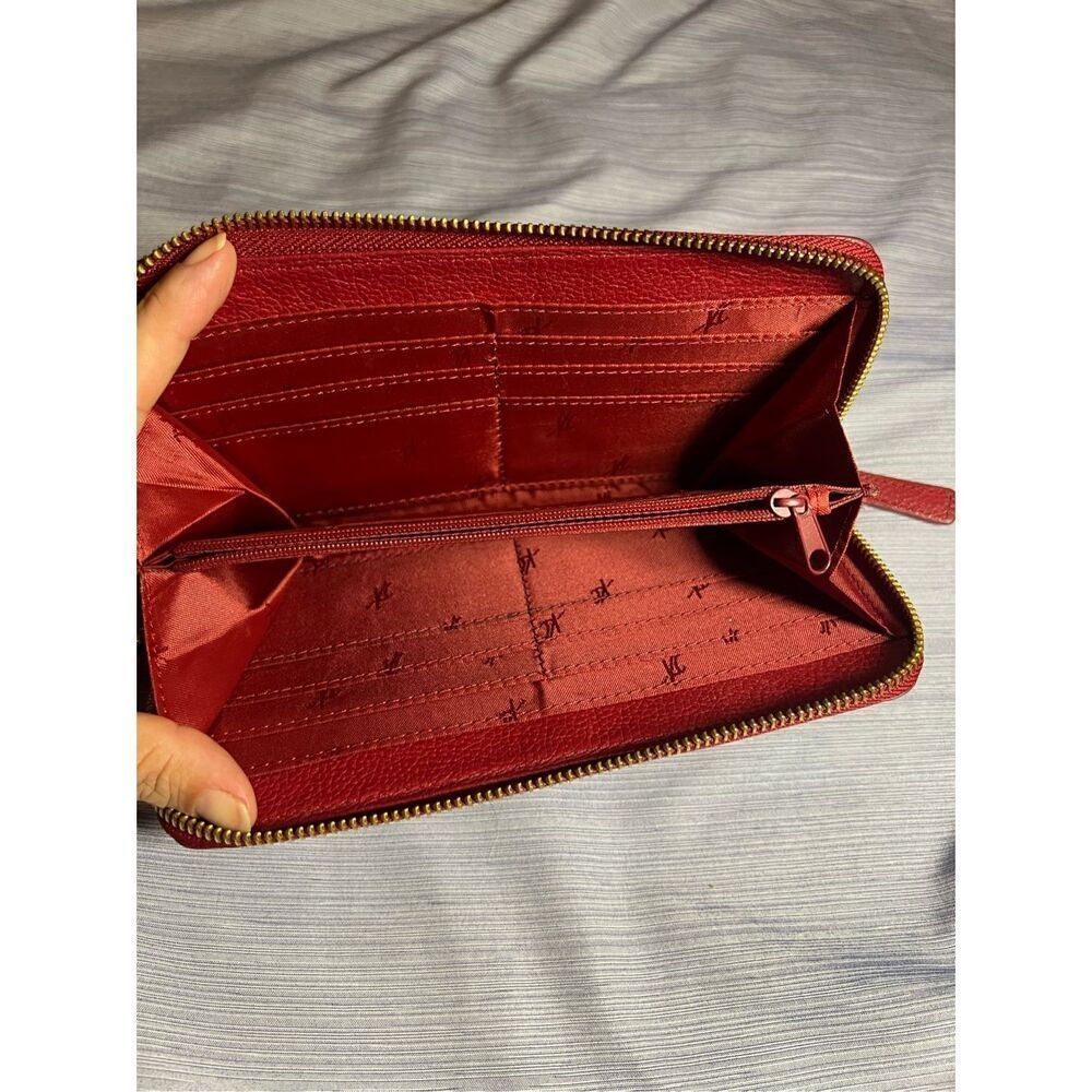 Kenneth Cole Red wallet with gold hardware - Picture 4 of 6